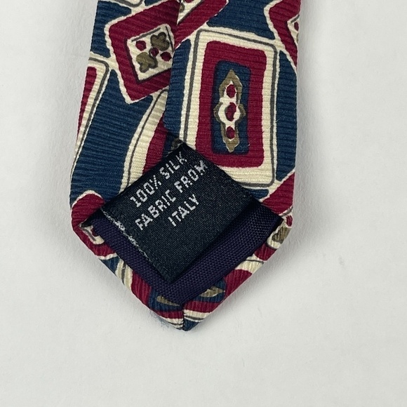 Geoffrey Beene Tie Mens Red Blue Boxes 100% Silk - Picture 4 of 5